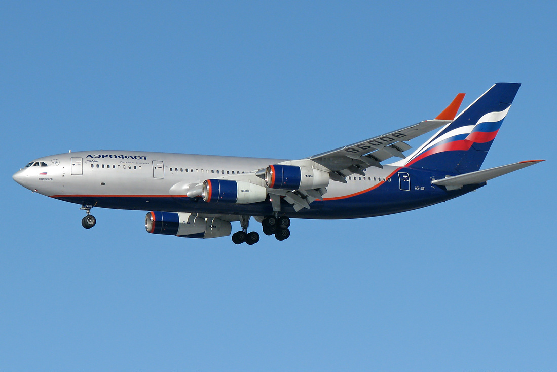 Aeroflot_Il-96-300_RA-96008_SVO_2011-3-10.png