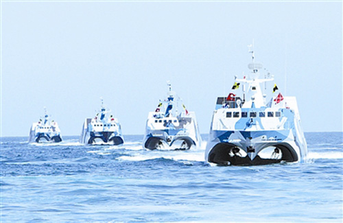 fleet-of-type-022-missile-fast-boats-not-detectable-by-tens-of-radars.jpg