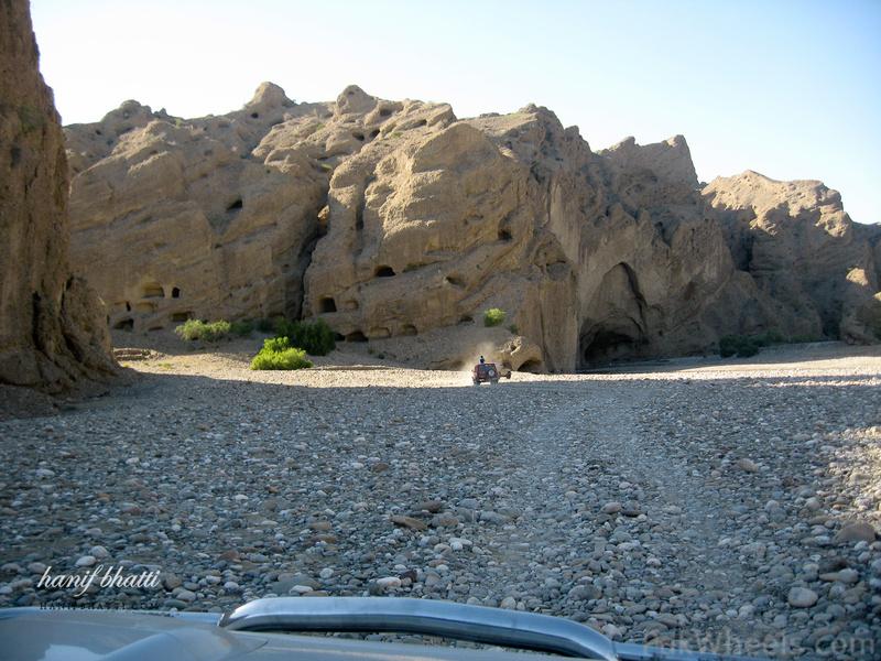 336272-Shirin-Farhad---Cave-City-Balochistan---Libra-CaveCity-ShirinFarhad-Dec-2011-900Ti-060.jpg