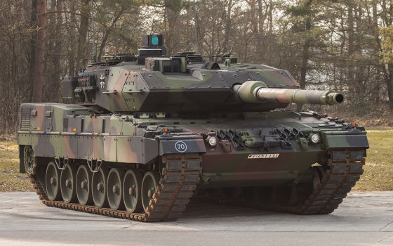 Neuer-Kampfpanzer-Leopard-2-A7-560x350-c20260e888a90b34.jpg