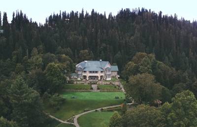 governor-house-in-nathiagali-is-now-open-to-public-1566722256-3535.jpg