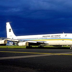 PAF Boeing 707