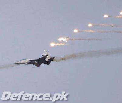 JF-17 Thunder, Releasing Flares