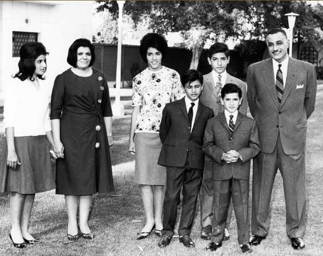 Nasser%27s_family.jpg