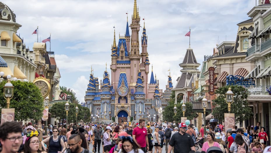Visitors can avoid lines at Disney World if they buy into the system.