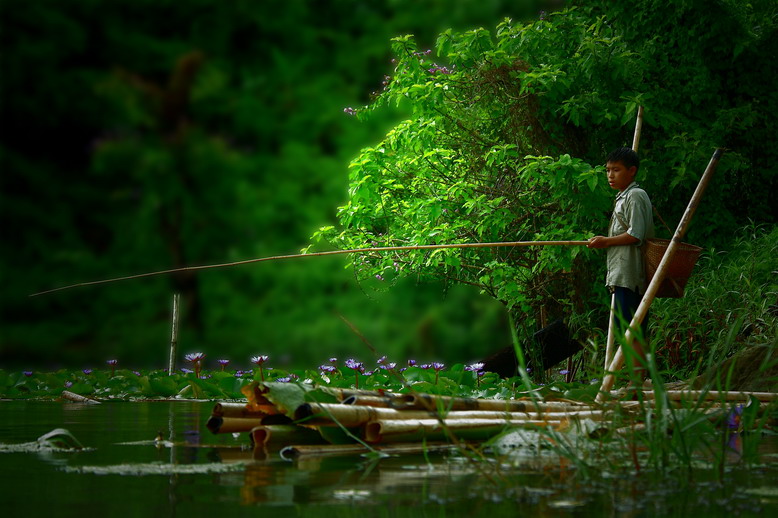 fishingsm.jpg