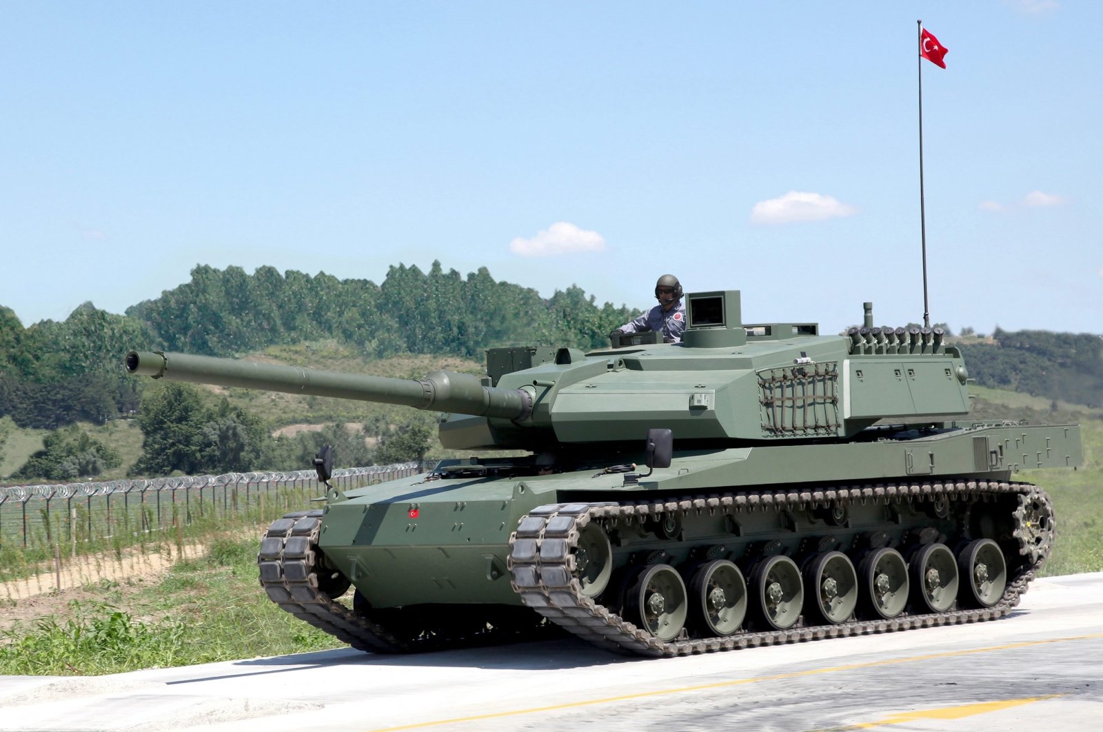 A prototype of Turkey's main battle tank Altay, Oct. 16, 2012. (AA Photo)