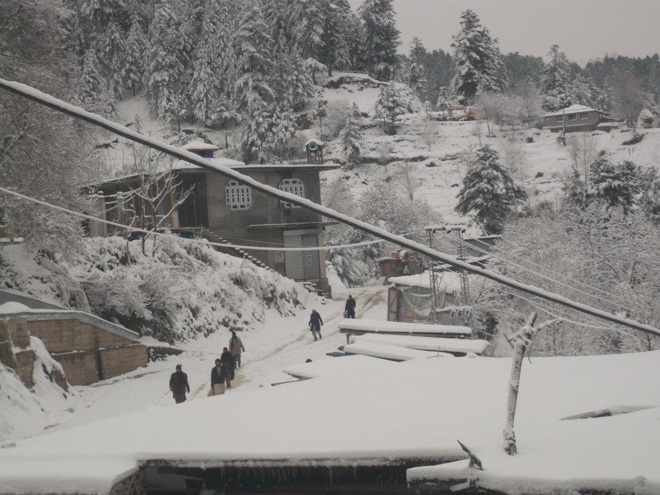 Snowfall+in+Islamabad+Margalla+Hills4.jpg