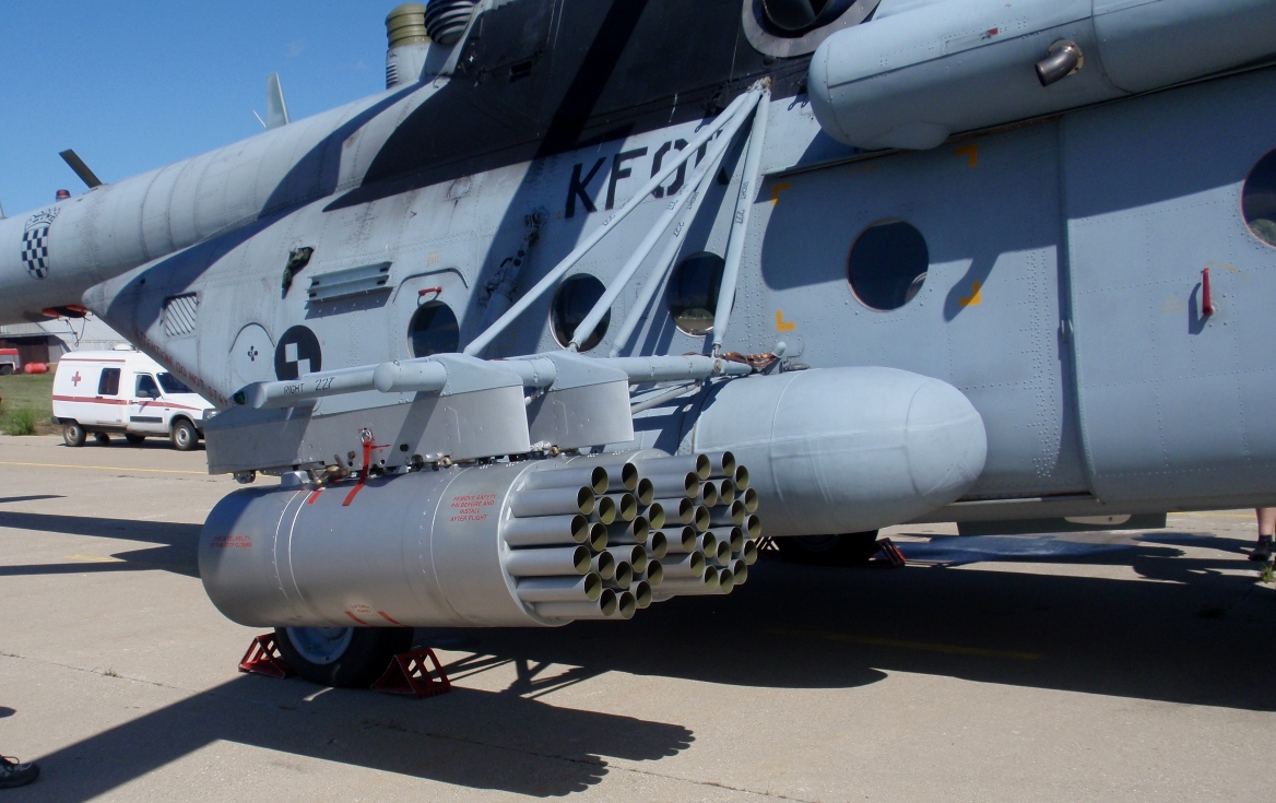 Mil_Mi-171Sh_with_rocket_launchers.jpg