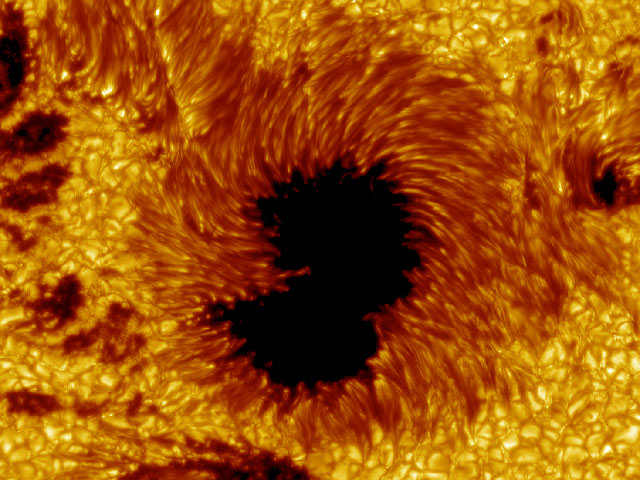 Sunspot-group_l.jpg
