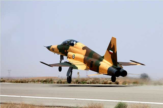 While waiting to buy Su-30s, Iran puts into service three own-made 'updated' fighters