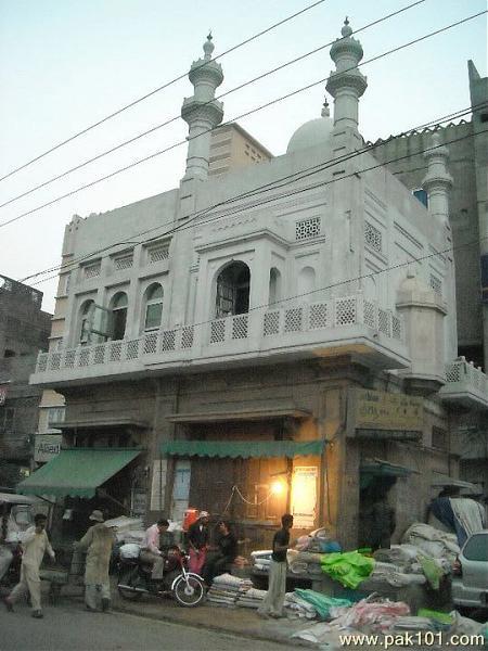 MasjideShab_Bhar_In_Lahore_Masjid_Built_In_One_Night3_fapbw_Pak101(dot)com.jpg