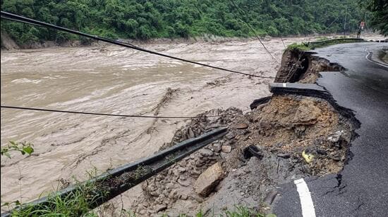 The Teesta river level increased on Wednesday. (ANI)