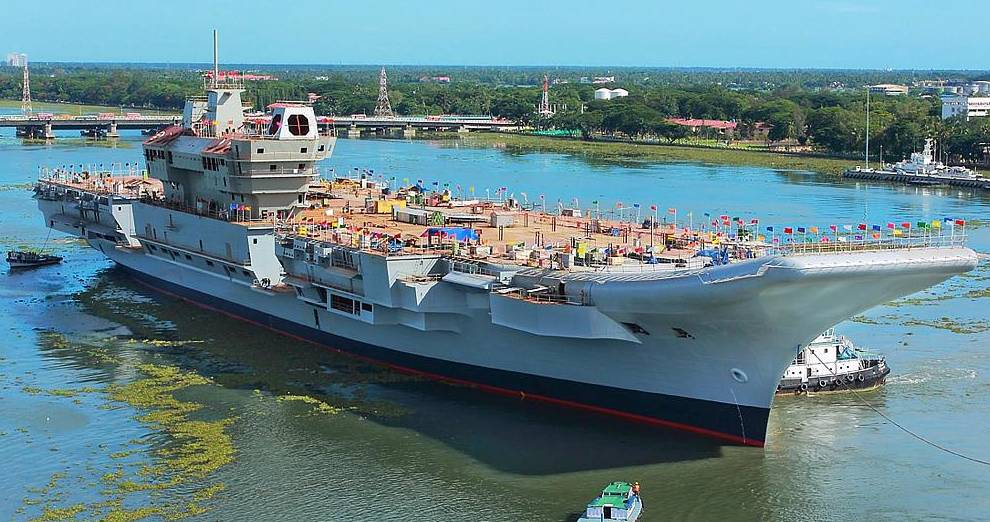 INS_Vikrant_being_undocked_at_the_Cochin_Shipyard_Limited_in_2015.jpg