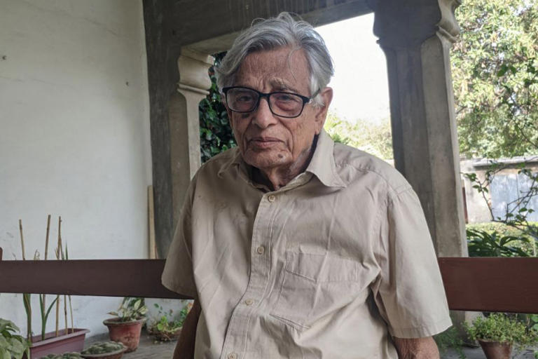 Habib at his residence near the Aligarh Muslim University where he once taught [Anupam Tiwari/Al Jazeera]