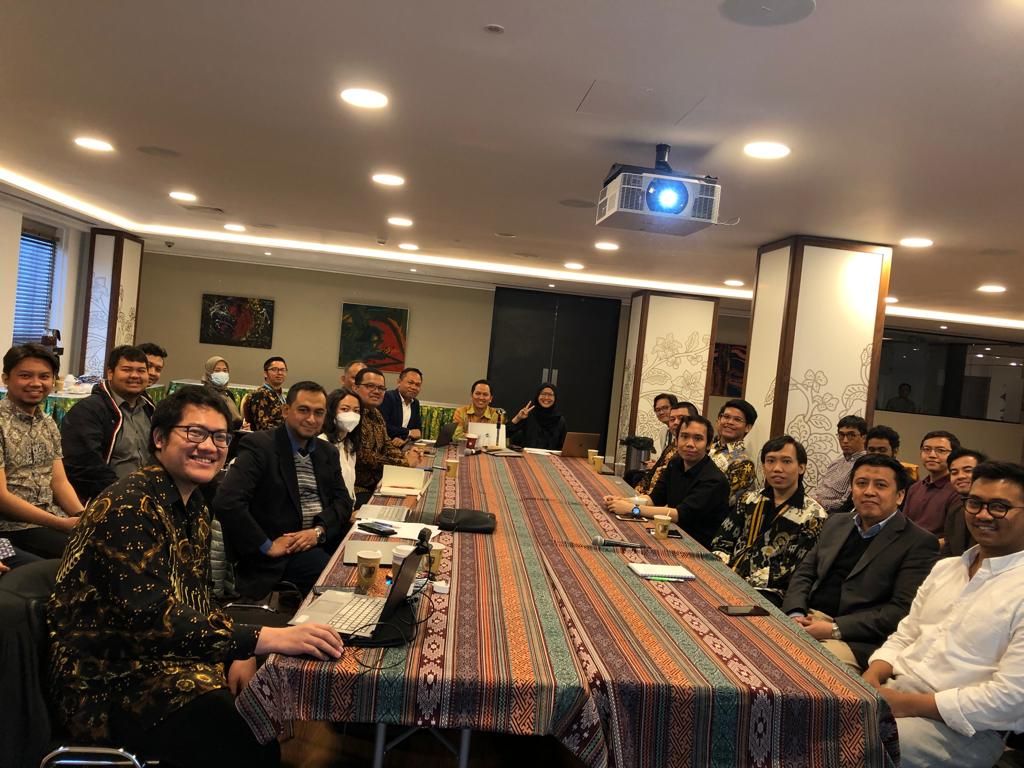 Indonesian doctoral students who are pursuing their studies in the United Kingdom have formed an independent organization called Doctoral Epistemic of Indonesia in the United Kingdom (Doctrine-UK). The Doctrine-UK was officially established on the occasion of the National Awakening Day on May 20, 2022.