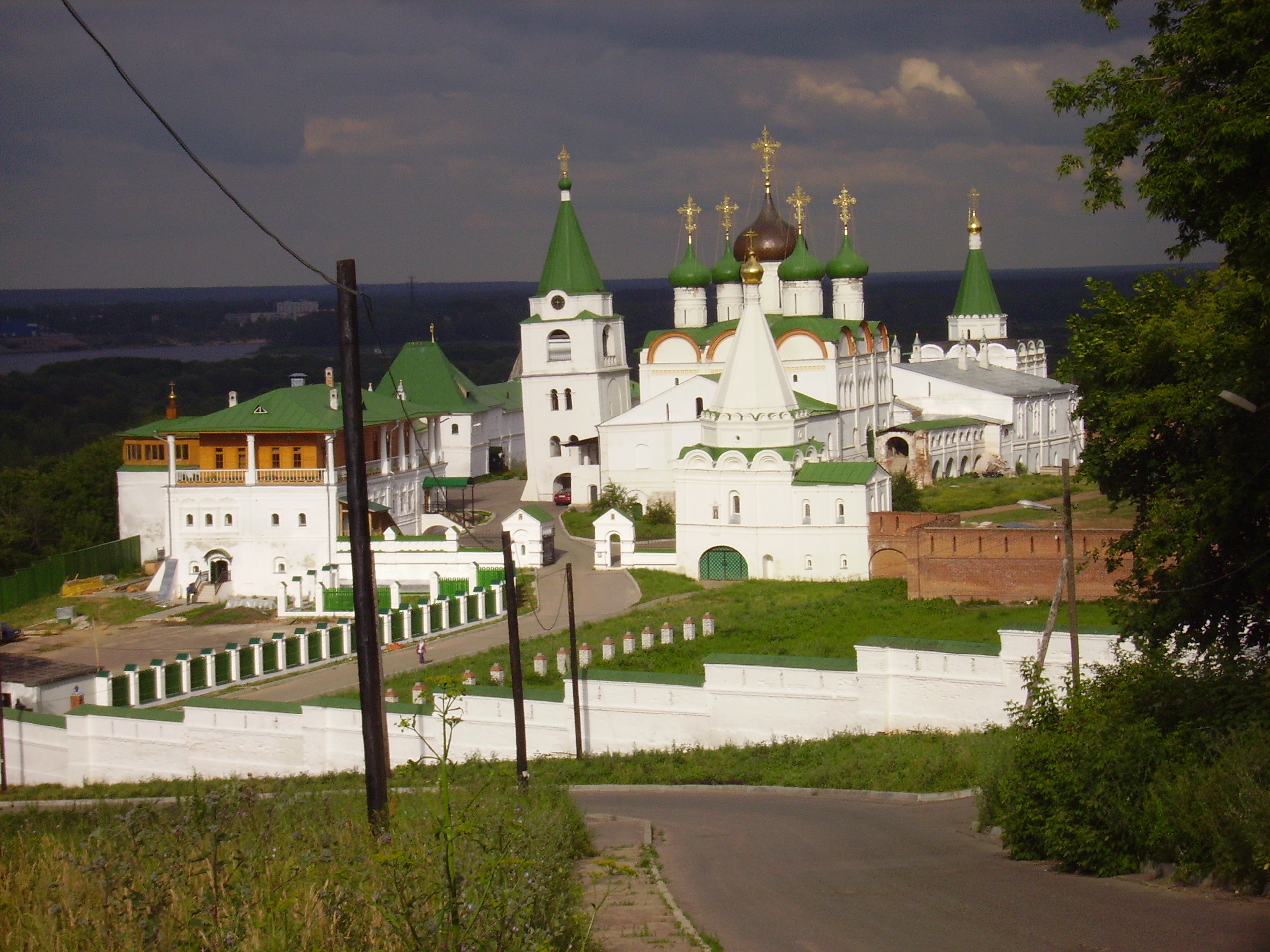 Nizhny_Novgorod_Pechersky_Monastery.JPG
