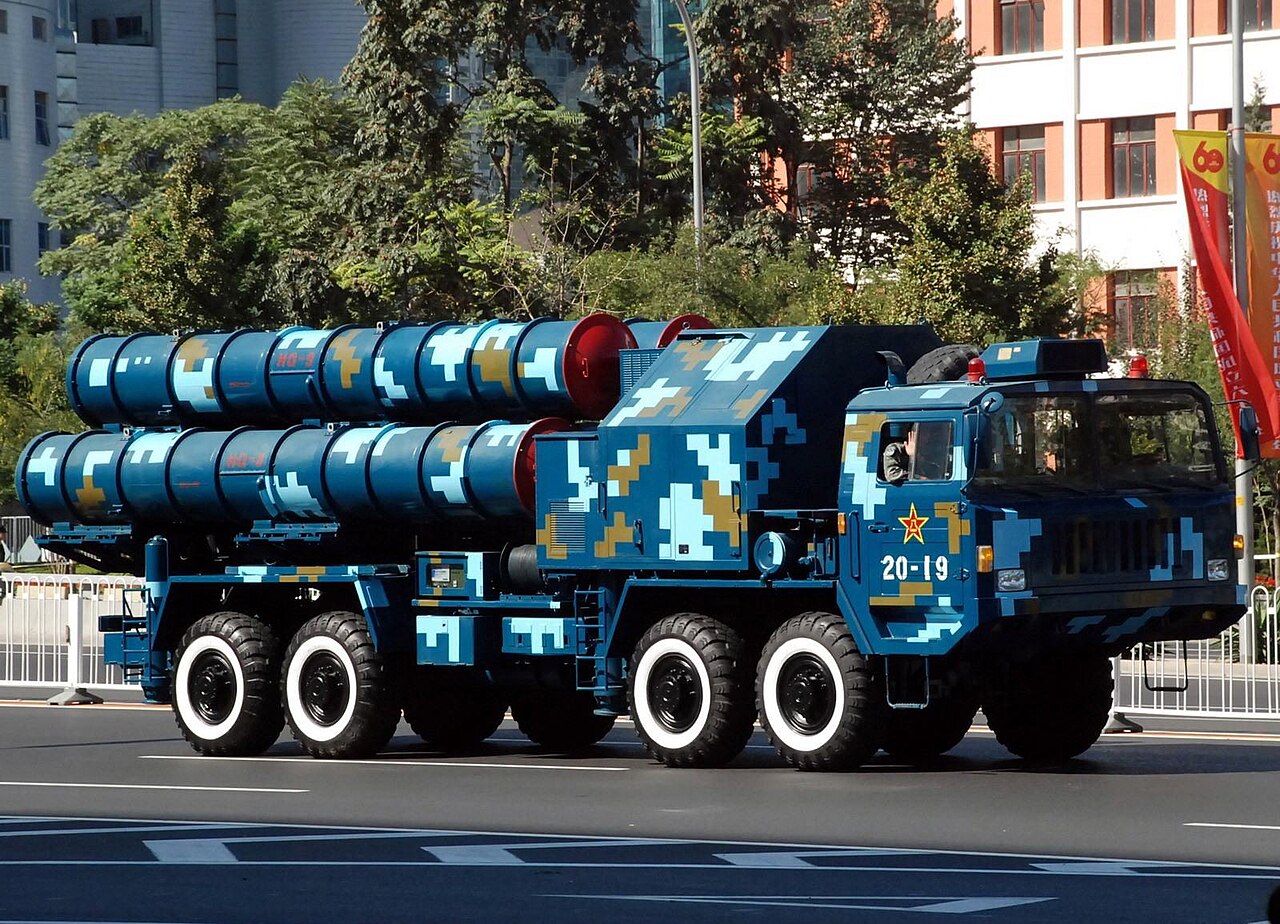 1280px-Chinese_HQ-9_launcher.jpg