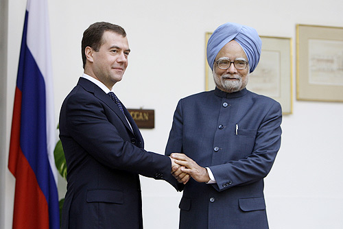 Dmitry_Medvedev_in_India_4-5_December_2008-13.jpg