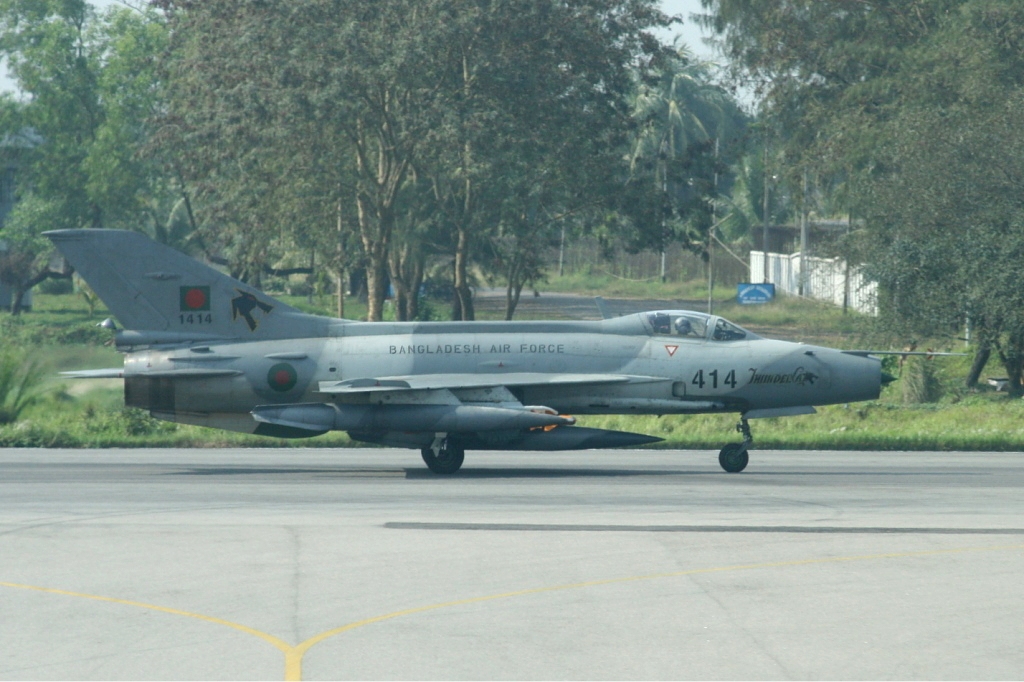 Bangladesh_Air_Force_Chengdu_F-7_UA-320-1.jpg