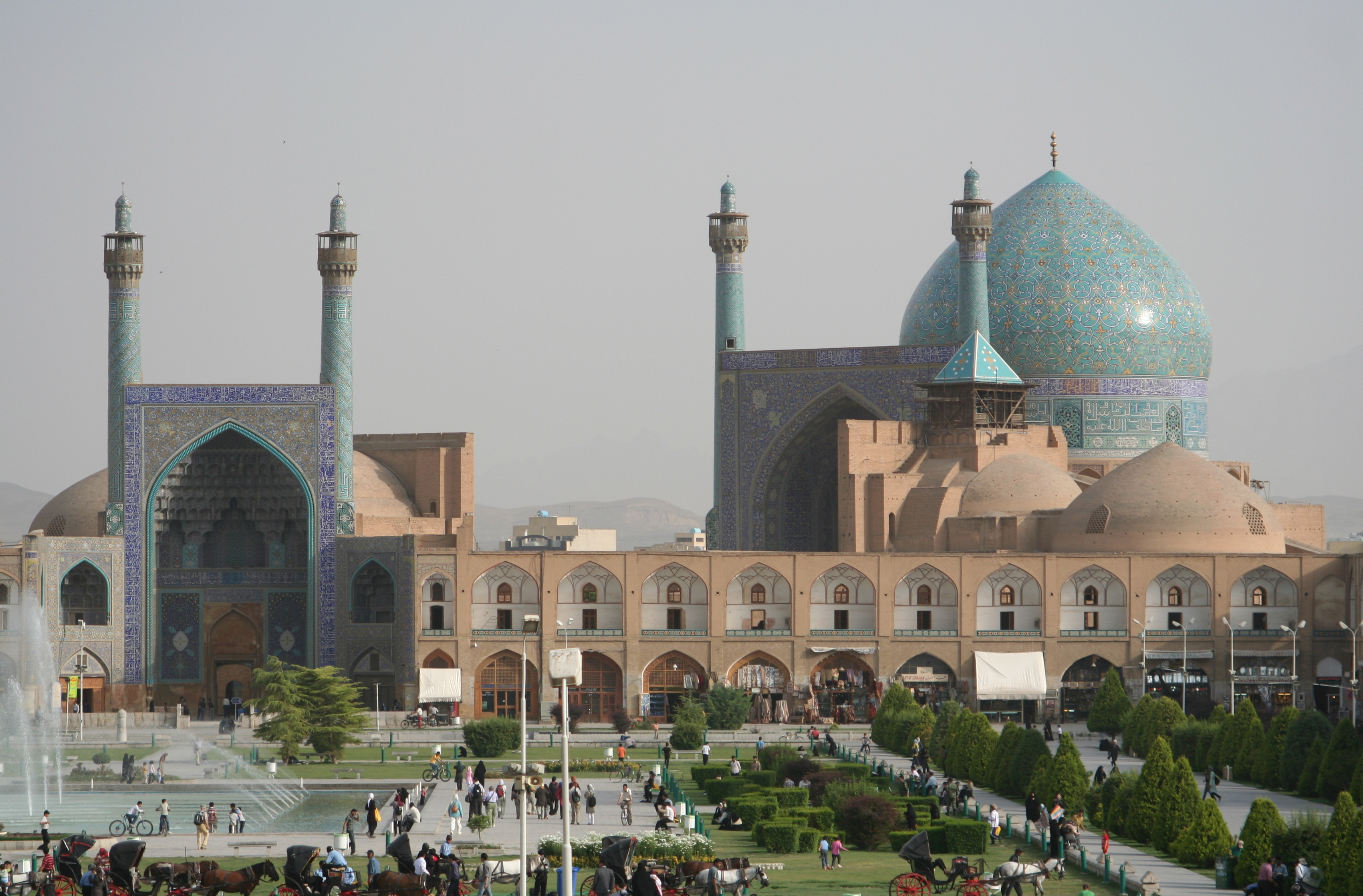 Isfahan_Royal_Mosque_general.JPG