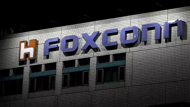 Sending-Mixed-Signals_-Apple-supplier-Foxconn-sets-up-global-business-base-in-Chinas-Zhengzhou.jpg
