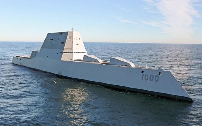 640px-Future_USS_Zumwalt%27s_first_underway_at_sea.jpg