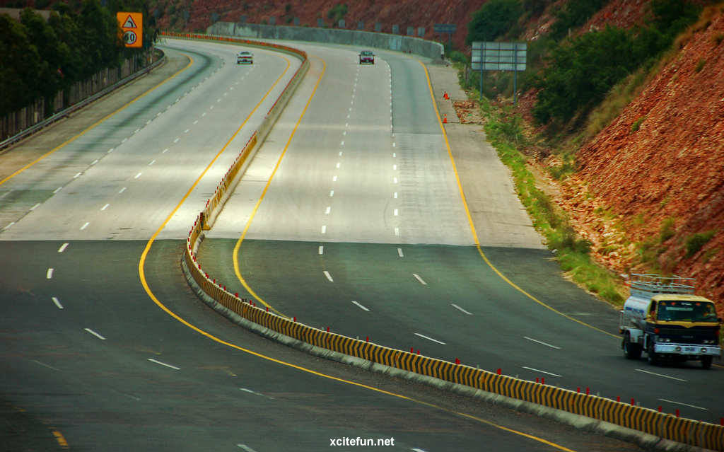 253515,xcitefun-motorway-pakistan-m-2-2.jpg