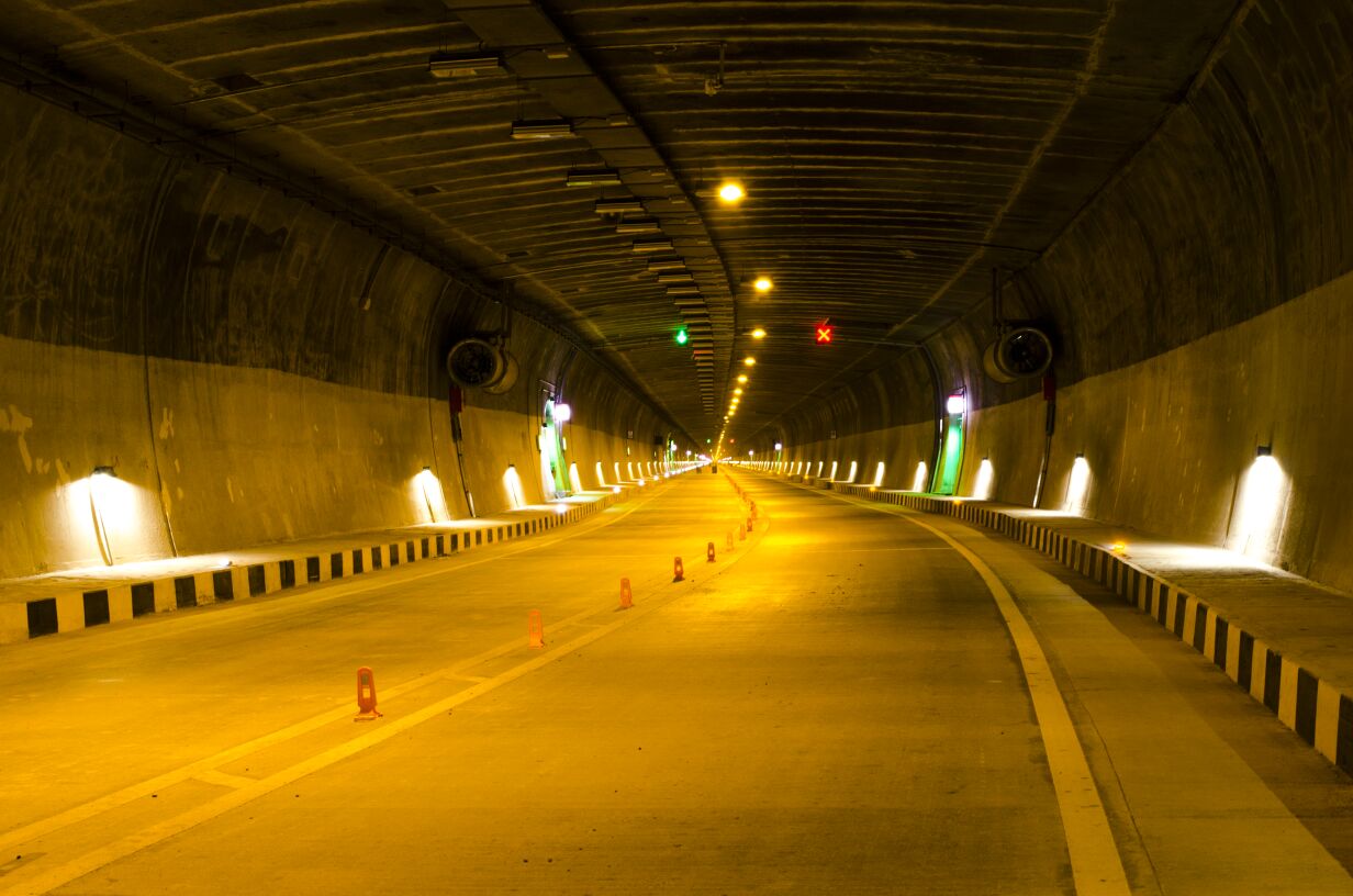 Chenani-Nashri_Highway_Tunnel_Night.jpg