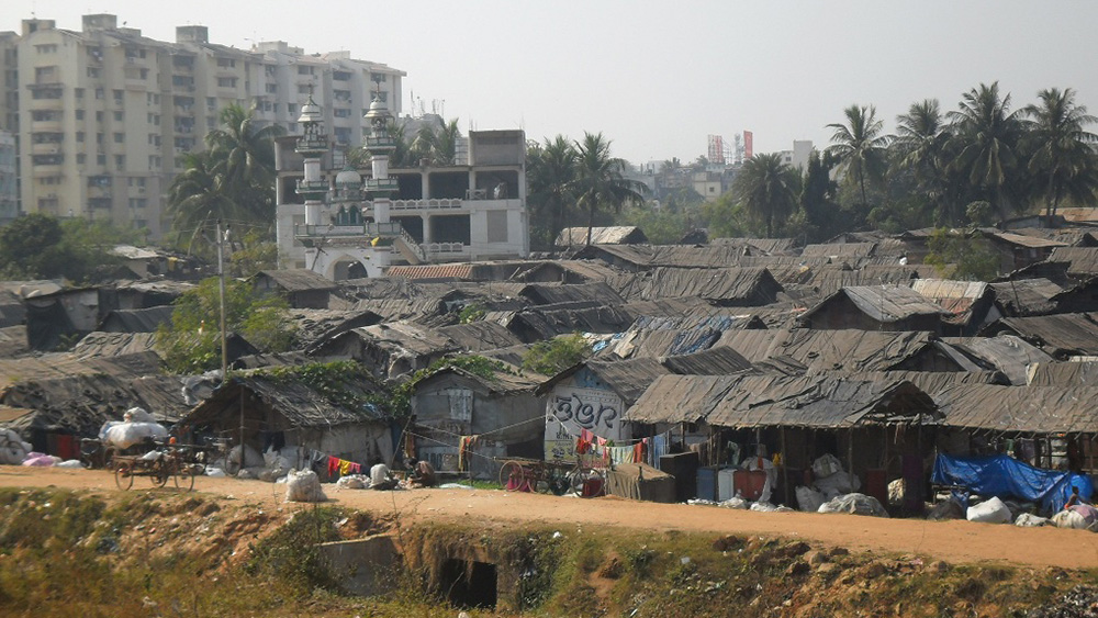 Slum_in_India-mumbai_1000.jpeg