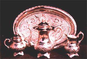 pic_pakistani-handicrafts_silver-teaset.jpg