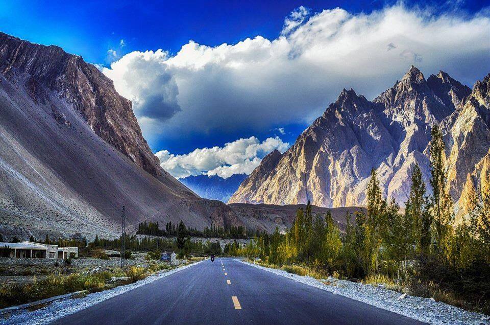passu-cones-the-hunza-valley-pakistan.jpg