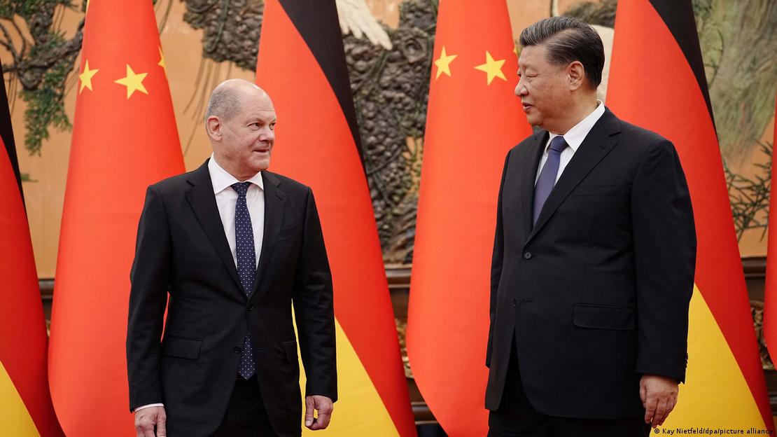 Chinese President Xi Jinping pictured with German Chancellor Olaf Scholz