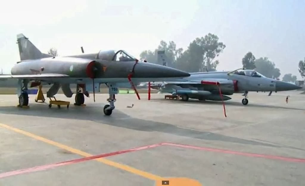 sd-10+JF-17+Thunder+Fighter+Jets+Fitted+sd-10+bvr+aam+c-802a+antiship+missile+Fixed+In-Flight+Refuelling+(IFR)+Probe+pakistan+air+force+paf+il-78+tanker+blcok+I+II+III+IV(3).jpg