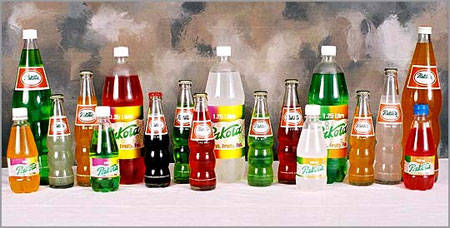 Pakola_Ice_Cream_Soda_Carbonated_Beverage.jpg