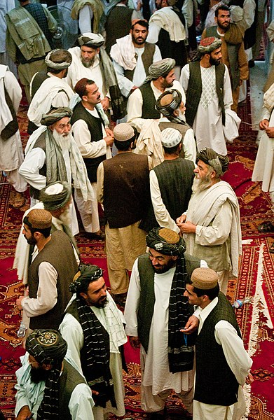 391px-Tribal_and_religious_leaders_in_southern_Afghanistan.jpg