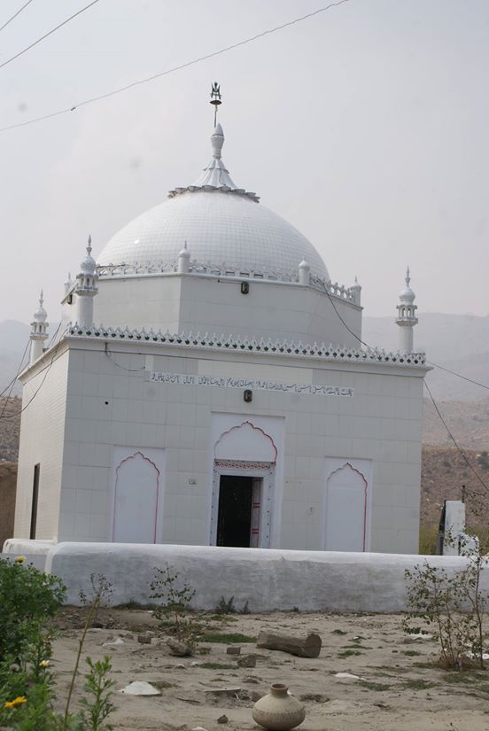 1402473212-128_The-shrine-of-Imaam-Bukhari.jpg