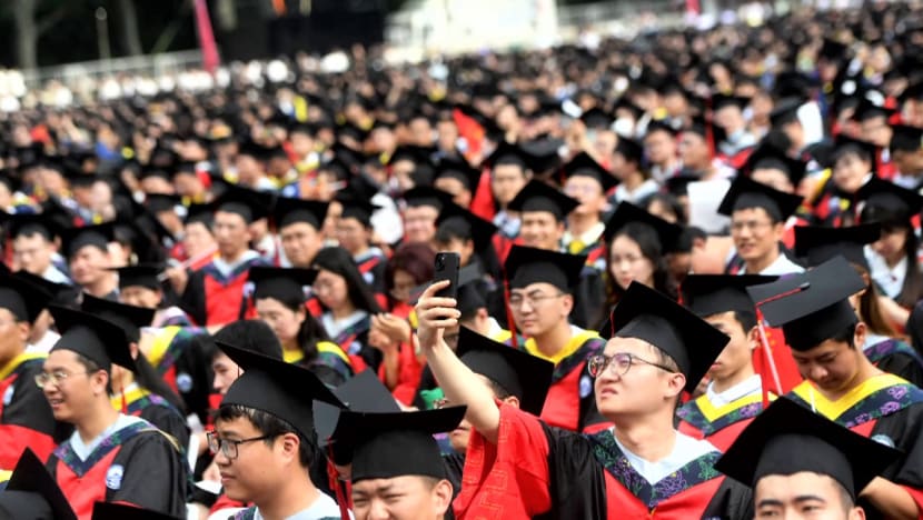 mm_china_youth_unemployment_11_graduates.jpg