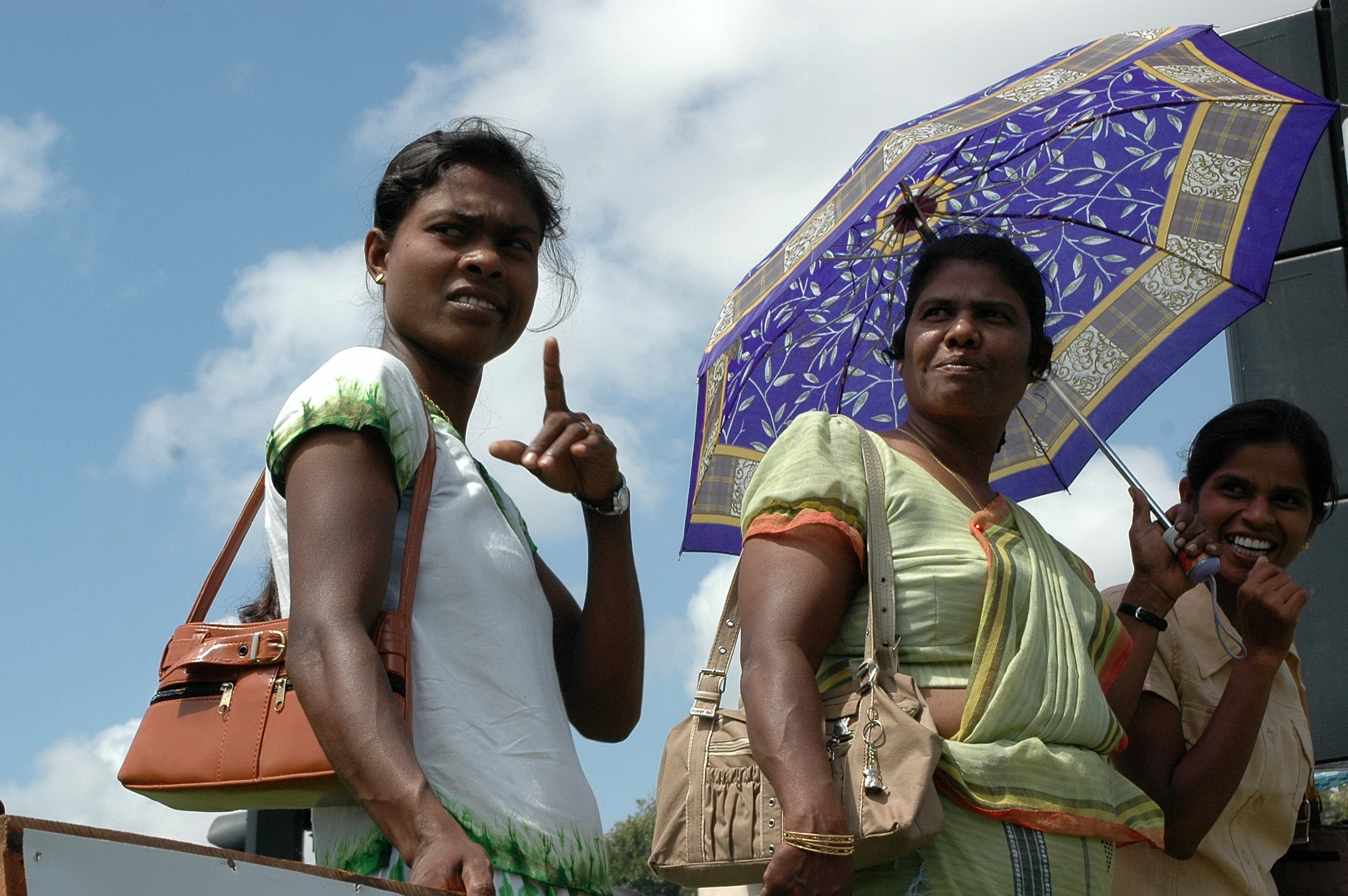 SriLankaWomen.jpg