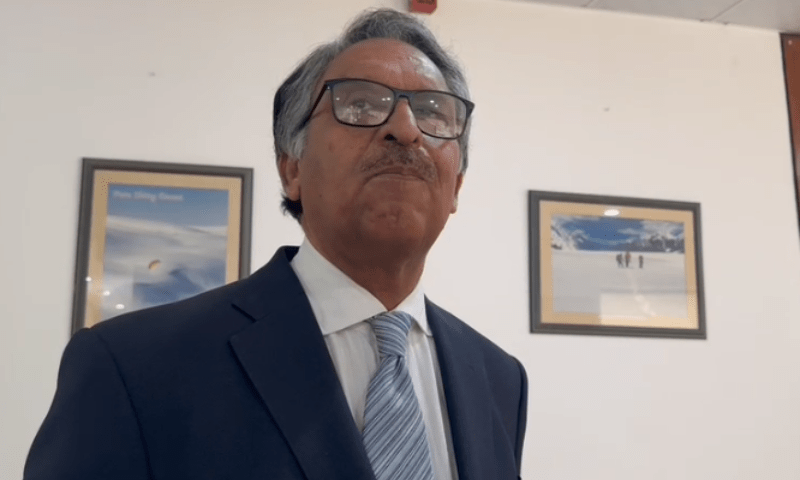 Interim Foreign Minister Jalil Abbas Jilani speaks to reporters on Nov 1. — Screengrab from video provided by Nadir Guramani