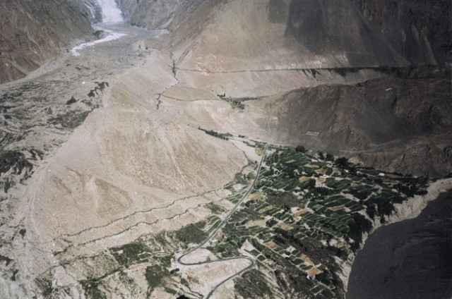 15-Hussaini-Glacier.jpg