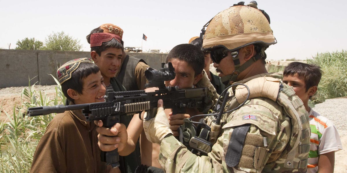 british-soldier-afghanistan.jpg