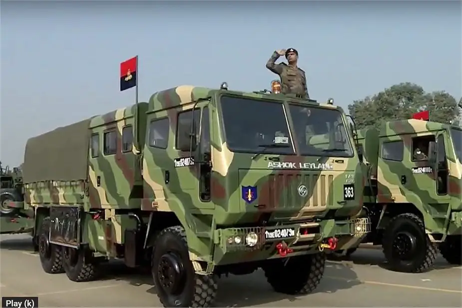 Ashok_Leyland_6x6_truck_tractor_Danush_Indian_army_India_Republic_Day_military_parade_2020_925_001_-_Copy.jpg