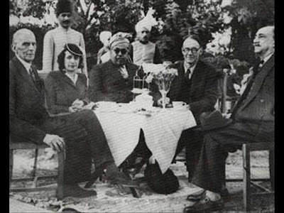Quaid-e-Azam+with+Khan+of+Kalat+Ahmad+Yar+Khan.JPG