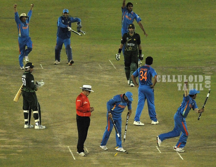 india-vs-pakistan-world-cup-semi-final9.jpg