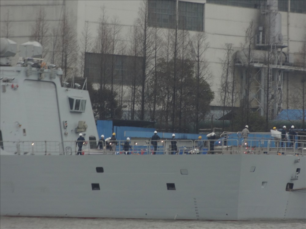 Type+054ABC+HQ-16+A+B+Cvertical+launch+system+%2528VLS%2529+Harbin+Z-9C+Jiangkai-II+C+802A+Type+730+CIWS+YJ-83+sea-skimming+anti-ship+cruise+missile+CODAD+Shanghai-based+Hudong+plan+china+navy+%25288%2529.jpg