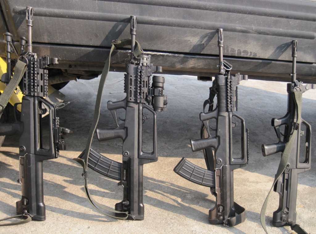 Type+95+QBZ95+5.8x42mm+Assault+Rifle+Carbine+Picatinny+rail+a+QBZ-97+Export+People%2527s+Liberation+Army+armed+forces+China+Chinese+People%2527s+Armed+Police+para-military+police+light+support+weapon+Co.jpg