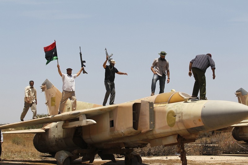 0+Libyan+Rebels+Fighting+the+Forces+of+Moammar+Gadhafi+Libyan+Conflict+airport+jets+fighter++%25287%2529++at+Misrata+airport+.jpg