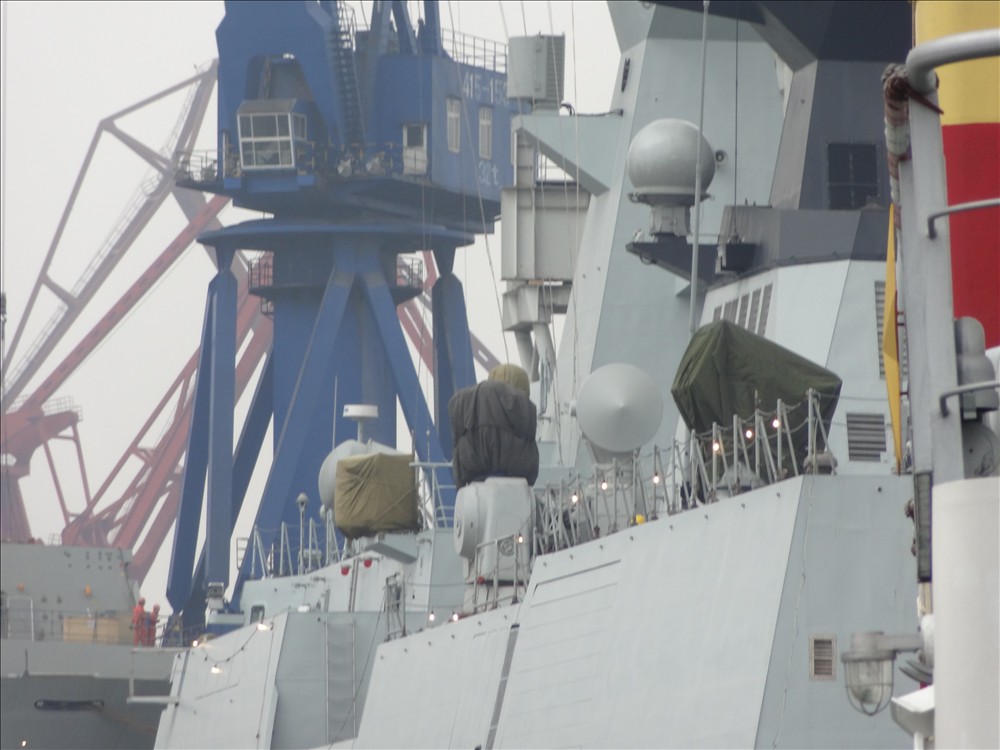 Type+054ABC+HQ-16+A+B+Cvertical+launch+system+%2528VLS%2529+Harbin+Z-9C+Jiangkai-II+C+802A+Type+730+CIWS+YJ-83+sea-skimming+anti-ship+cruise+missile+CODAD+Shanghai-based+Hudong+plan+china+navy+%25287%2529.jpg