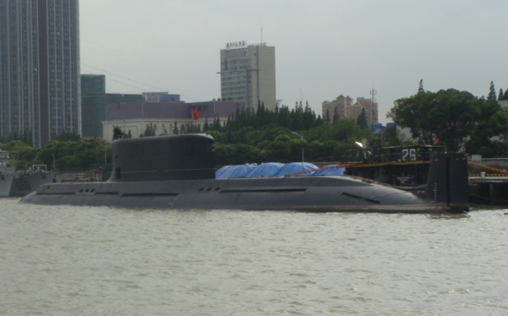 Improved+YuanQing+submarine+pla+navy+ssk+export+missile+c802+602+babur+missile++%25284%2529.jpg